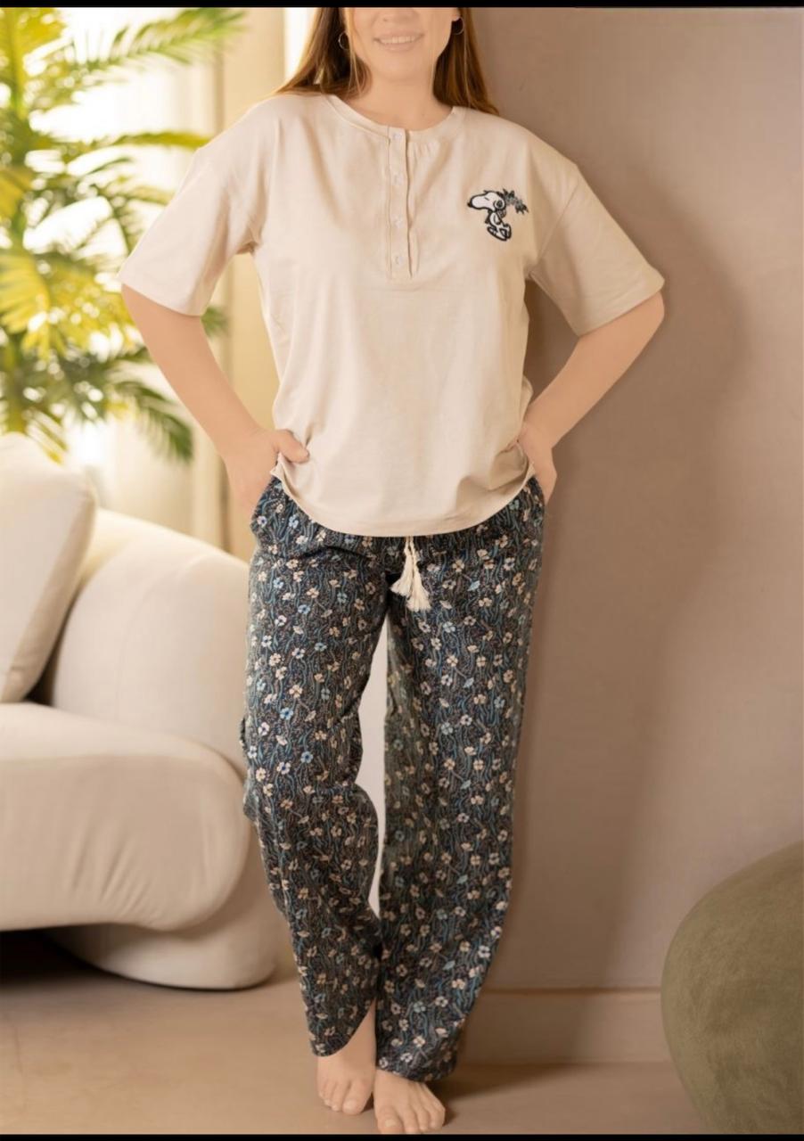 T-shirt and pantalon Pajma